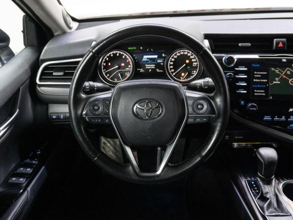 Toyota Camry VIII (XV70) с пробегом 2018 года, цена 2 269 000 рублей, 195574 км, седан, Автокод Объявления