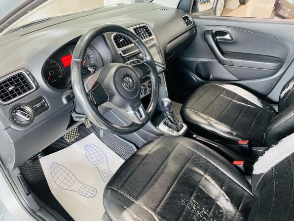 Volkswagen Polo V с пробегом 2013 года, цена 680 000 рублей, 274000 км, седан, Автокод Объявления