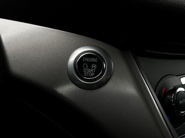 Ford Kuga II с пробегом 2016 года, цена 1 498 600 рублей, 99202 км, внедорожник, Автокод Объявления