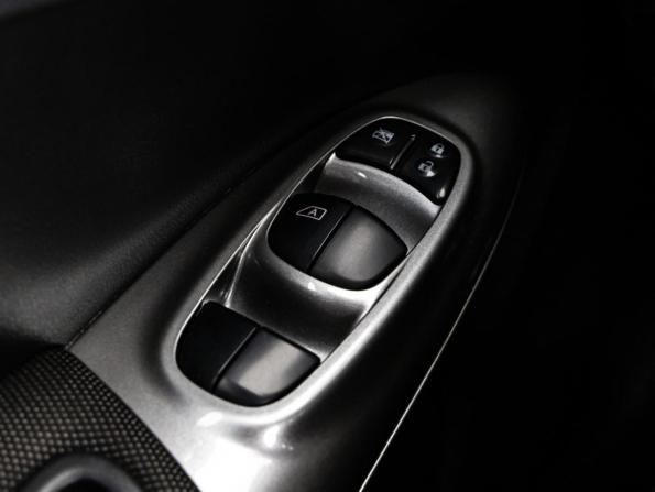 Nissan Juke I с пробегом 2013 года, цена 999 000 рублей, 119720 км, внедорожник, Автокод Объявления