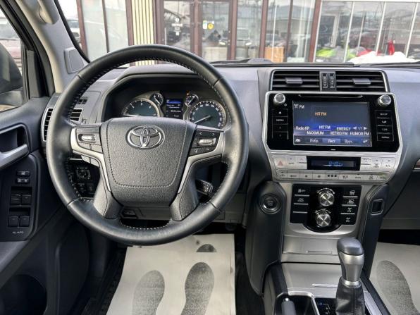 Toyota Land Cruiser Prado 150 Series Рестайлинг 2 с пробегом 2019 года, цена 5 499 000 рублей, 89416 км, внедорожник, Автокод Объявления