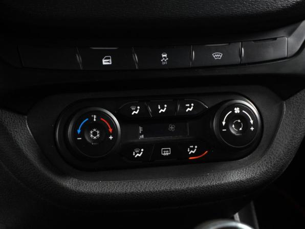 Lada (ВАЗ) Vesta I с пробегом 2021 года, цена 999 000 рублей, 144733 км, седан, Автокод Объявления
