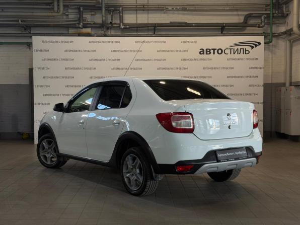 Renault Logan II Рестайлинг с пробегом 2020 года, цена 749 000 рублей, 140000 км, седан, Автокод Объявления