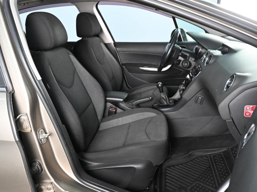 Peugeot 408 I Ростов-на-Дону  - изображение 8