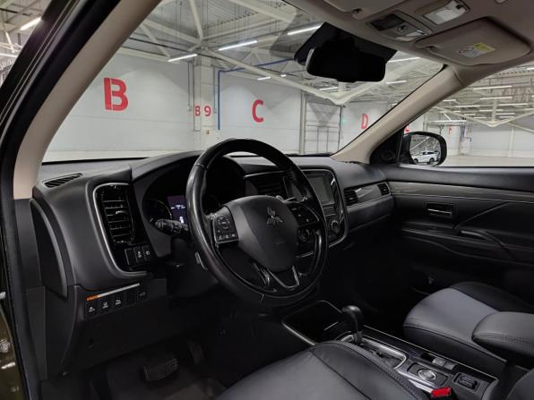 Mitsubishi Outlander III Рестайлинг 3 с пробегом 2019 года, цена 3 100 000 рублей, 78130 км, внедорожник, Автокод Объявления