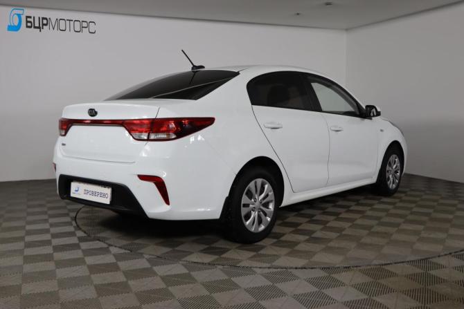 Kia Rio IV с пробегом 2018 года, цена 1 249 990 рублей, 120181 км, седан, Автокод Объявления