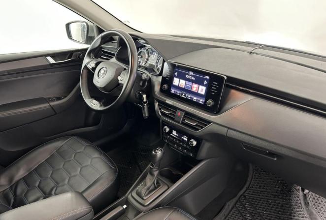 Skoda Rapid I Рестайлинг с пробегом 2020 года, цена 1 750 000 рублей, 61683 км, лифтбек, Автокод Объявления