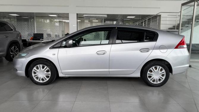 Honda Insight II с пробегом 2009 года, цена 815 000 рублей, 132000 км, хэтчбек, Автокод Объявления