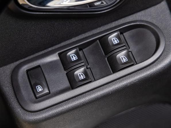 Renault Duster I Рестайлинг с пробегом 2019 года, цена 1 398 000 рублей, 100769 км, внедорожник, Автокод Объявления