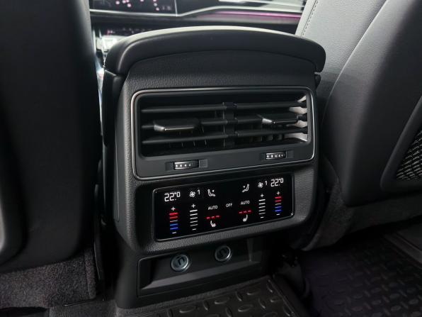 Audi Q7 II (4M) Рестайлинг 2 с пробегом 2024 года, цена 7 999 000 рублей, 31257 км, внедорожник, Автокод Объявления