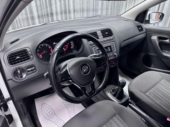 Volkswagen Polo V Рестайлинг с пробегом 2016 года, цена 1 049 000 рублей, 92211 км, седан, Автокод Объявления