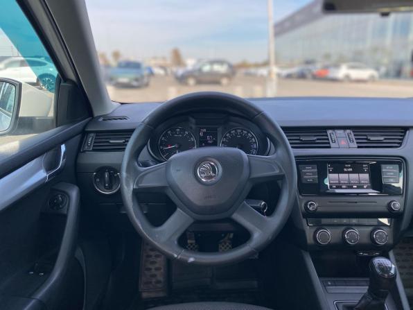 Skoda Octavia III (A7) с пробегом 2015 года, цена 858 000 рублей, 243844 км, лифтбек, Автокод Объявления