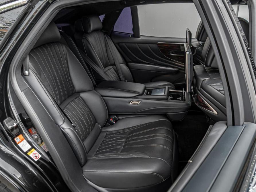 Lexus LS V Краснодар  - изображение 13