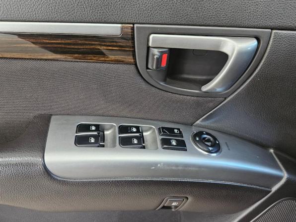 Hyundai Santa Fe II Рестайлинг с пробегом 2011 года, цена 1 299 000 рублей, 225345 км, внедорожник, Автокод Объявления