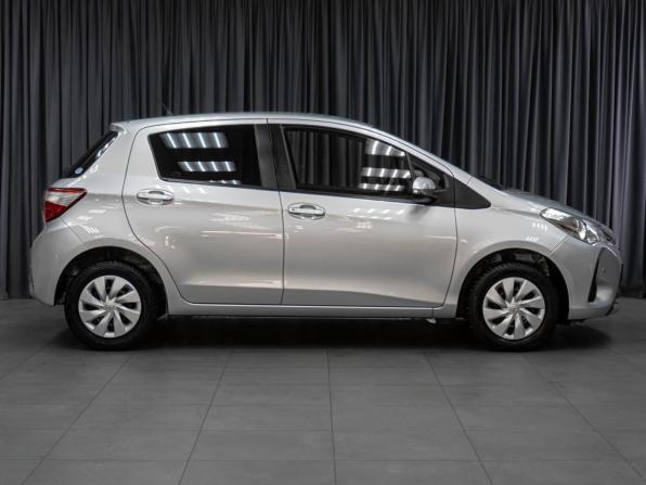 Toyota Vitz III (XP130) Рестайлинг 2 с пробегом 2017 года, цена 965 000 рублей, 122427 км, хэтчбек, Автокод Объявления