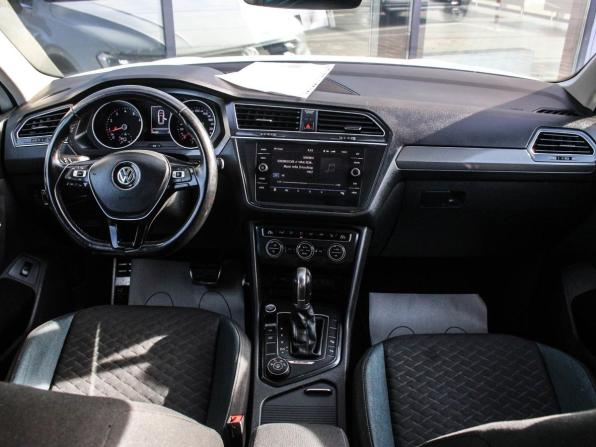 Volkswagen Tiguan II с пробегом 2019 года, цена 1 683 600 рублей, 286600 км, внедорожник, Автокод Объявления