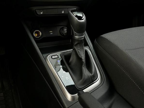 Hyundai Solaris II Рестайлинг с пробегом 2021 года, цена 1 681 400 рублей, 42294 км, седан, Автокод Объявления