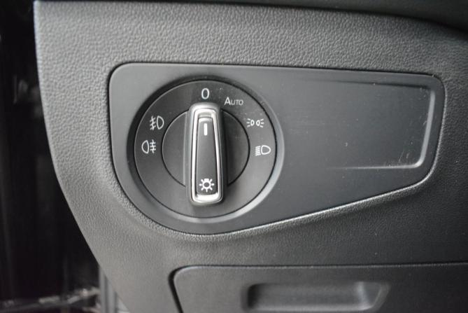 Volkswagen Tiguan II с пробегом 2019 года, цена 2 599 000 рублей, 155000 км, внедорожник, Автокод Объявления