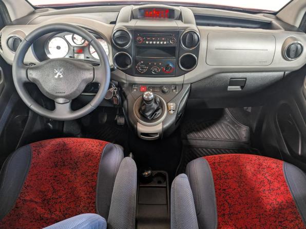Peugeot Partner II с пробегом 2010 года, цена 799 900 рублей, 275000 км, минивэн, Автокод Объявления