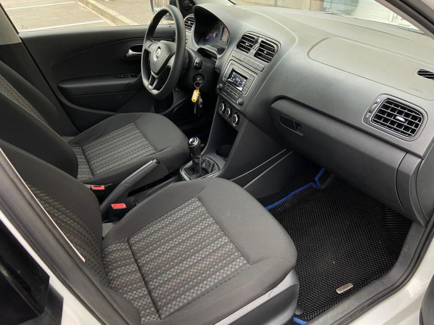 Volkswagen Polo V Рестайлинг Псков  - изображение 12