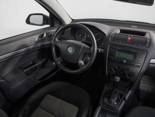 Skoda Octavia II (A5) с пробегом 2008 года, цена 319 000 рублей, 381128 км, лифтбек, Автокод Объявления