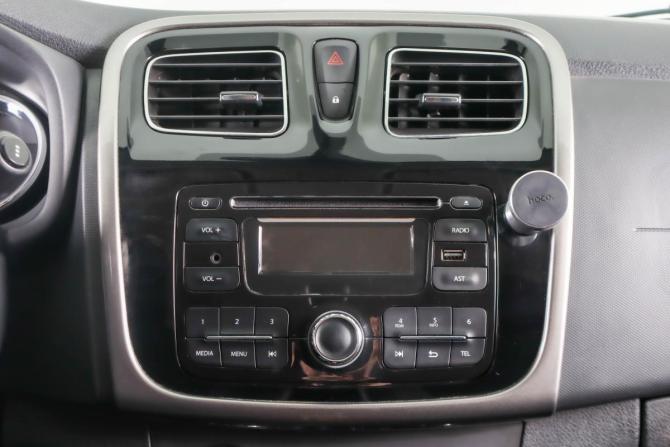 Renault Sandero II с пробегом 2016 года, цена 699 000 рублей, 242900 км, хэтчбек, Автокод Объявления