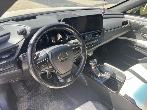 Lexus ES VII Рестайлинг с пробегом 2021 года, цена 4 375 000 рублей, 70321 км, седан, Автокод Объявления