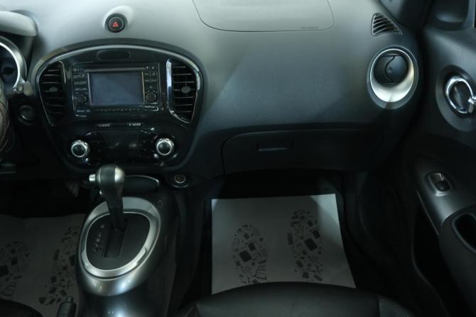 Nissan Juke I с пробегом 2011 года, цена 1 299 000 рублей, 193300 км, внедорожник, Автокод Объявления