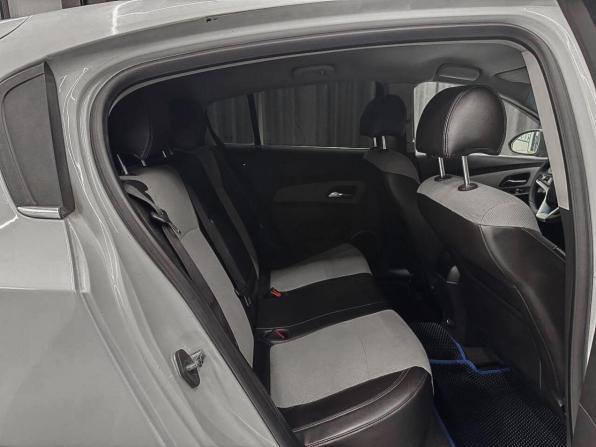 Chevrolet Cruze I Рестайлинг с пробегом 2013 года, цена 729 000 рублей, 241000 км, хэтчбек, Автокод Объявления