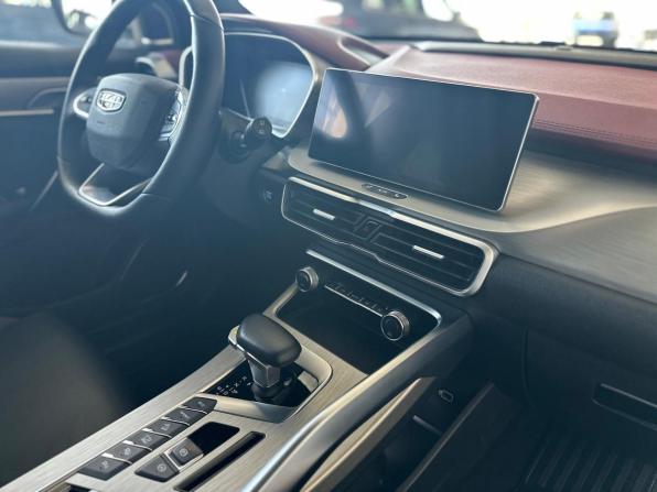 Geely Coolray I с пробегом 2023 года, цена 1 890 000 рублей, 43000 км, внедорожник, Автокод Объявления