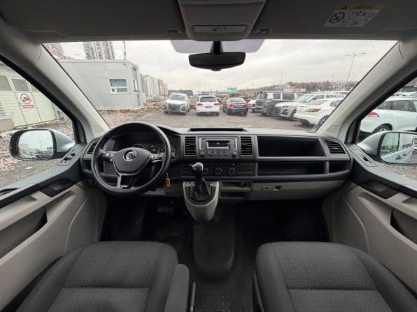 Volkswagen Caravelle T6 с пробегом 2015 года, цена 2 995 000 рублей, 132336 км, минивэн, Автокод Объявления