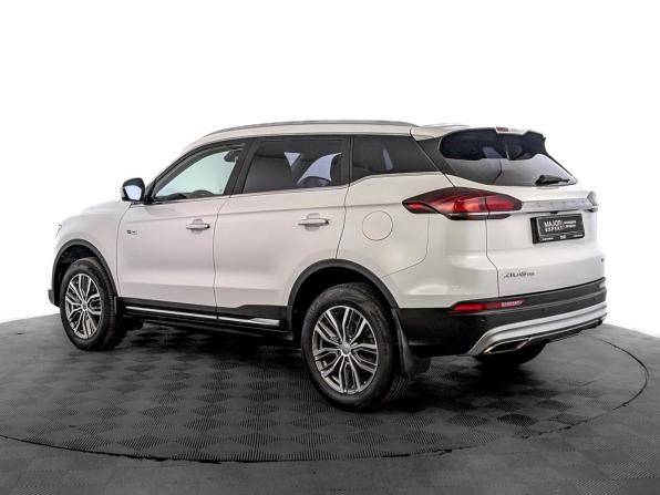 Geely Atlas Pro с пробегом 2023 года, цена 2 170 000 рублей, 33527 км, внедорожник, Автокод Объявления