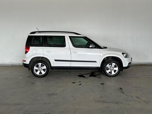 Skoda Yeti I Рестайлинг с пробегом 2014 года, цена 1 020 000 рублей, 105513 км, внедорожник, Автокод Объявления