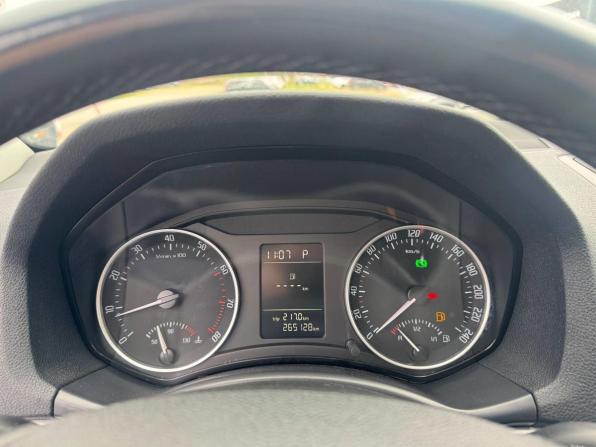 Skoda Octavia II (A5) Рестайлинг с пробегом 2011 года, цена 751 000 рублей, 265127 км, лифтбек, Автокод Объявления