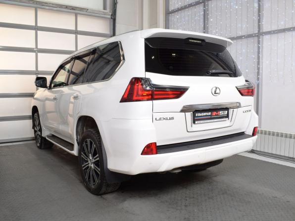 Lexus LX III Рестайлинг 2 с пробегом 2018 года, цена 8 329 995 рублей, 306659 км, внедорожник, Автокод Объявления