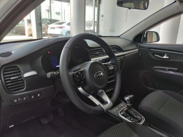 Kia Rio IV с пробегом 2018 года, цена 1 350 000 рублей, 188668 км, седан, Автокод Объявления