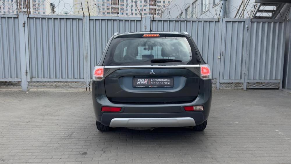 Mitsubishi Outlander III Рестайлинг Ростов-на-Дону  - изображение 5