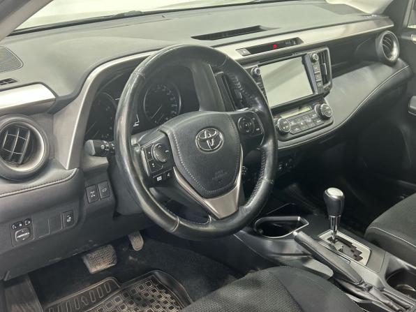 Toyota RAV4 IV (XA40) Рестайлинг с пробегом 2017 года, цена 2 399 000 рублей, 205200 км, внедорожник, Автокод Объявления
