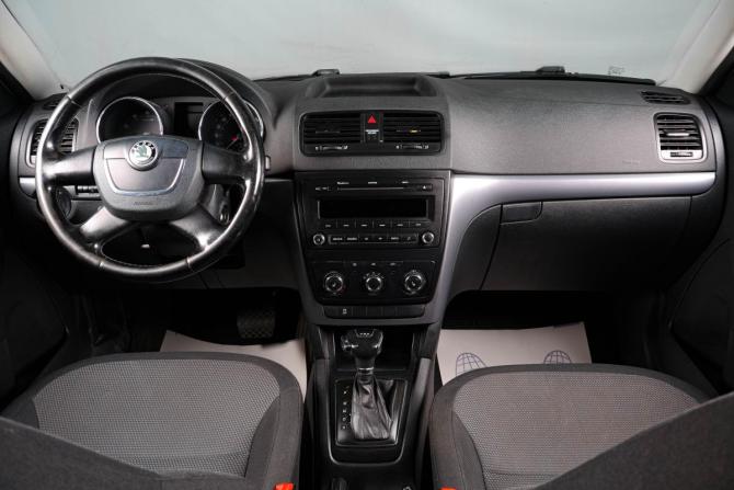 Skoda Yeti I с пробегом 2010 года, цена 869 000 рублей, 204000 км, внедорожник, Автокод Объявления