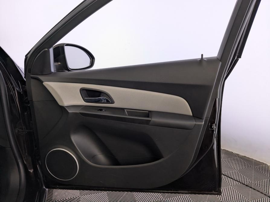 Chevrolet Cruze I Рестайлинг Москва  - изображение 24
