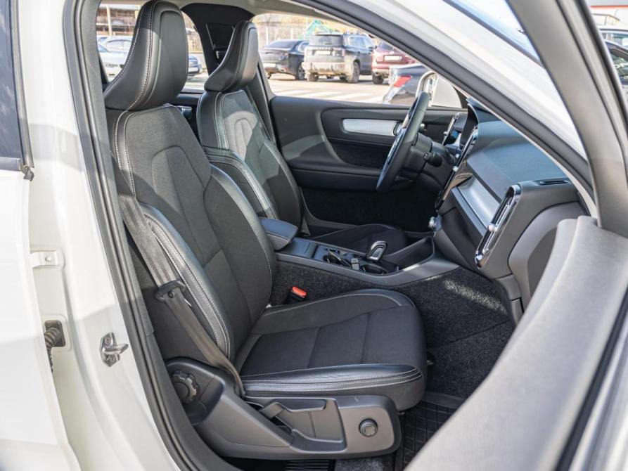 Volvo XC40 I Краснодар  - изображение 8