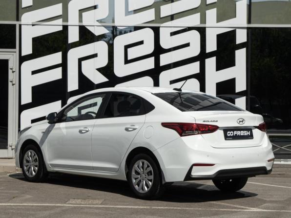 Hyundai Solaris II с пробегом 2017 года, цена 1 320 000 рублей, 128541 км, седан, Автокод Объявления