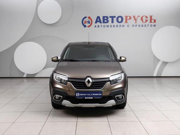 Renault Logan II Рестайлинг с пробегом 2019 года, цена 1 145 000 рублей, 102000 км, седан, Автокод Объявления