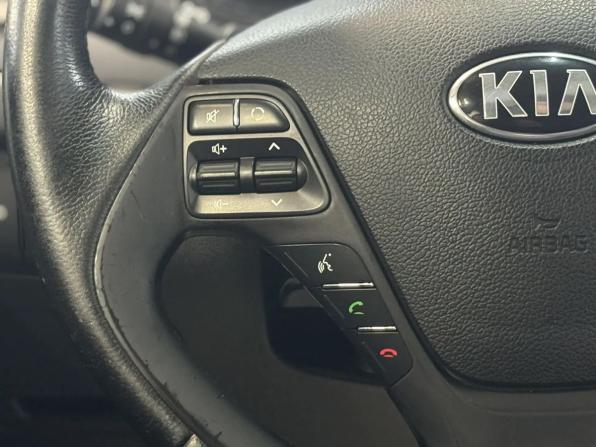 Kia Ceed II Рестайлинг с пробегом 2015 года, цена 1 120 000 рублей, 117774 км, хэтчбек, Автокод Объявления