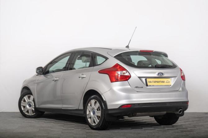 Ford Focus III с пробегом 2012 года, цена 1 019 000 рублей, 127000 км, хэтчбек, Автокод Объявления