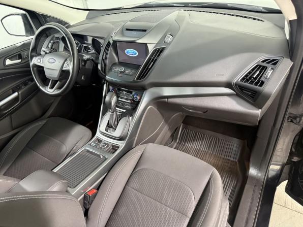 Ford Kuga II Рестайлинг с пробегом 2018 года, цена 1 599 800 рублей, 113000 км, внедорожник, Автокод Объявления