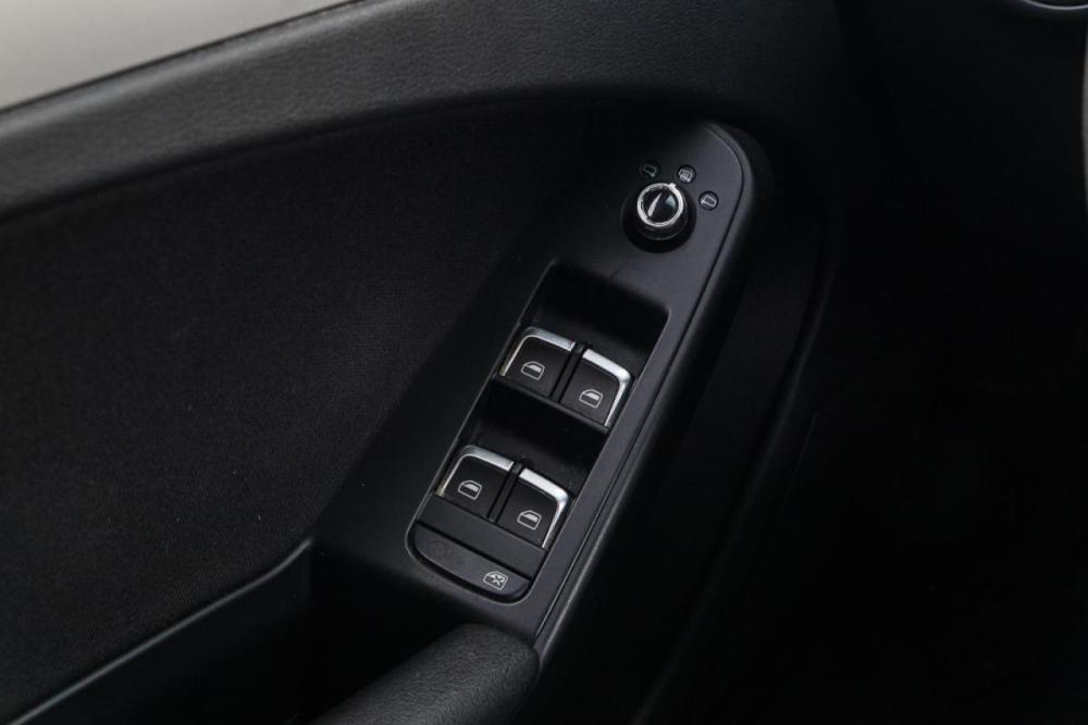 Audi A4 IV (B8) Рестайлинг Москва  - изображение 13