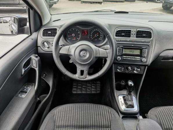 Volkswagen Polo V с пробегом 2011 года, цена 724 000 рублей, 172436 км, седан, Автокод Объявления