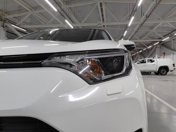 Toyota RAV4 IV (XA40) Рестайлинг с пробегом 2016 года, цена 2 200 000 рублей, 104000 км, внедорожник, Автокод Объявления