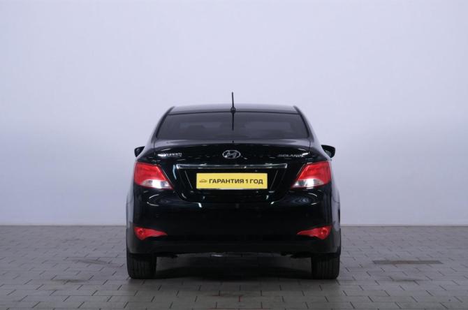 Hyundai Solaris I Рестайлинг с пробегом 2015 года, цена 1 189 000 рублей, 215000 км, седан, Автокод Объявления